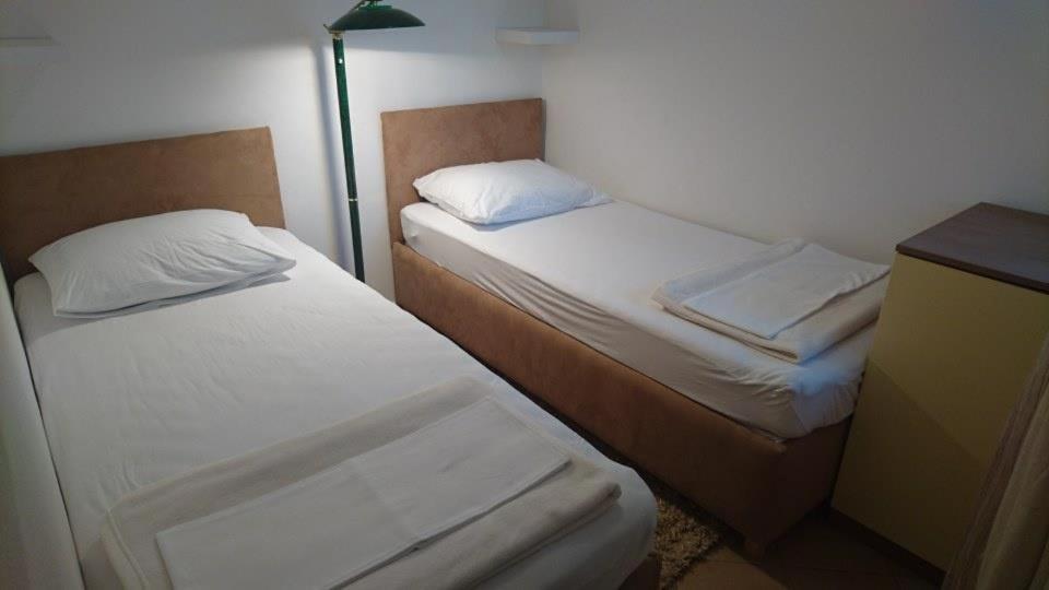 Sunset Apartmani Ždrelac Esterno foto